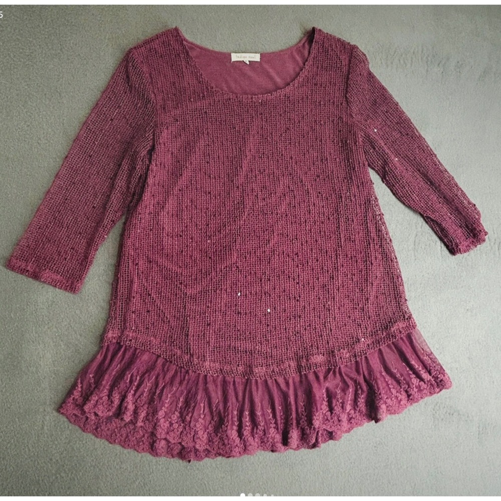 Indigo‎ Soul Tunic Womens M Burgundy Mesh Sequin Embroidered Ruffle Hem Boho Top